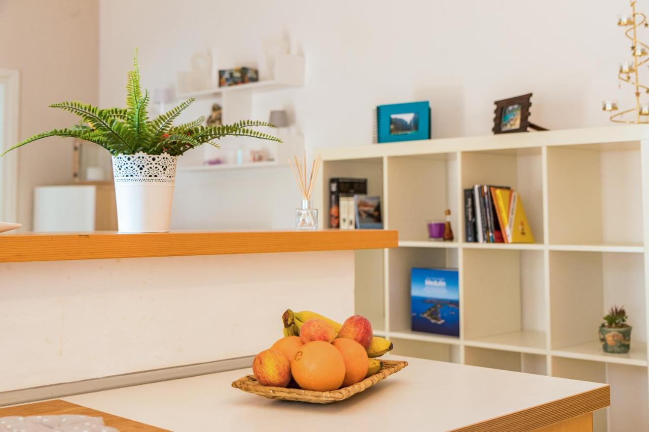 Cubo Apartment Pula Bagian luar foto