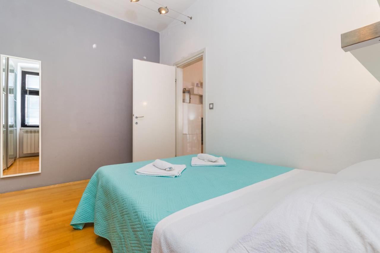 Cubo Apartment Pula Bagian luar foto